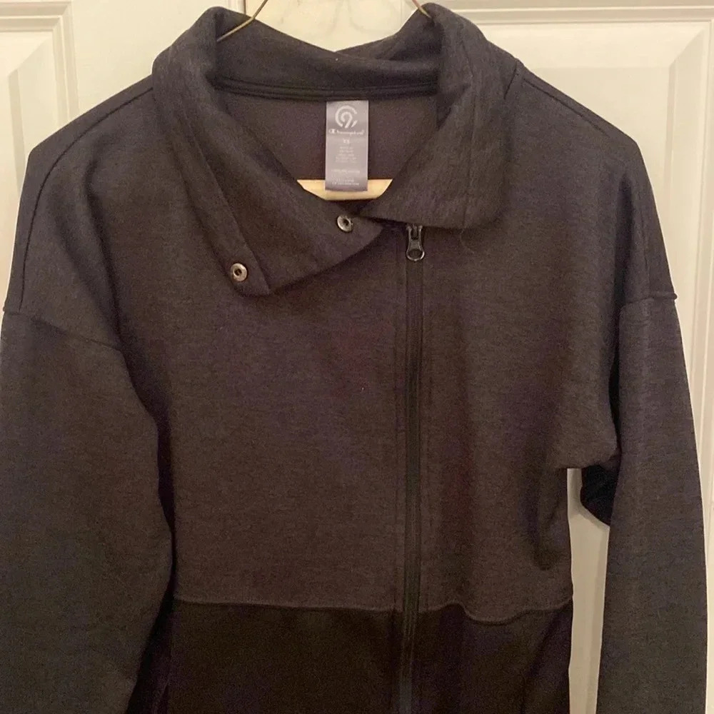 C9 Champion pullover sweatshirt size XS gray mock neck zipper